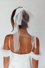 Esther Pearl & Bow Bridal Veil White