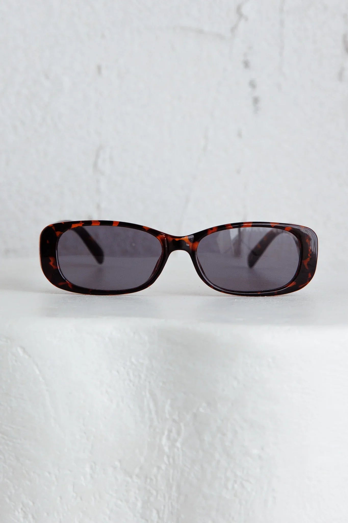 Eola Retro Sunglasses Tort