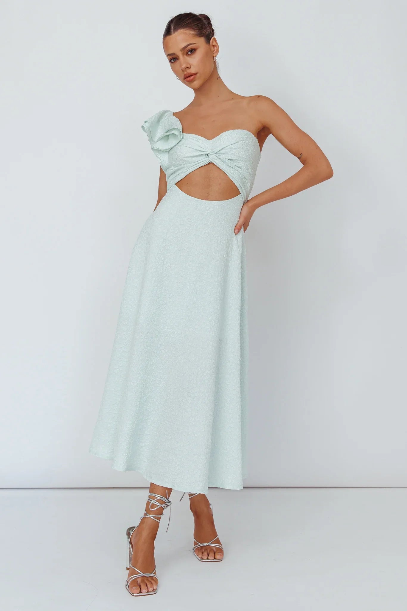 Jolina Ruffle Shoulder Midi Dress Mint