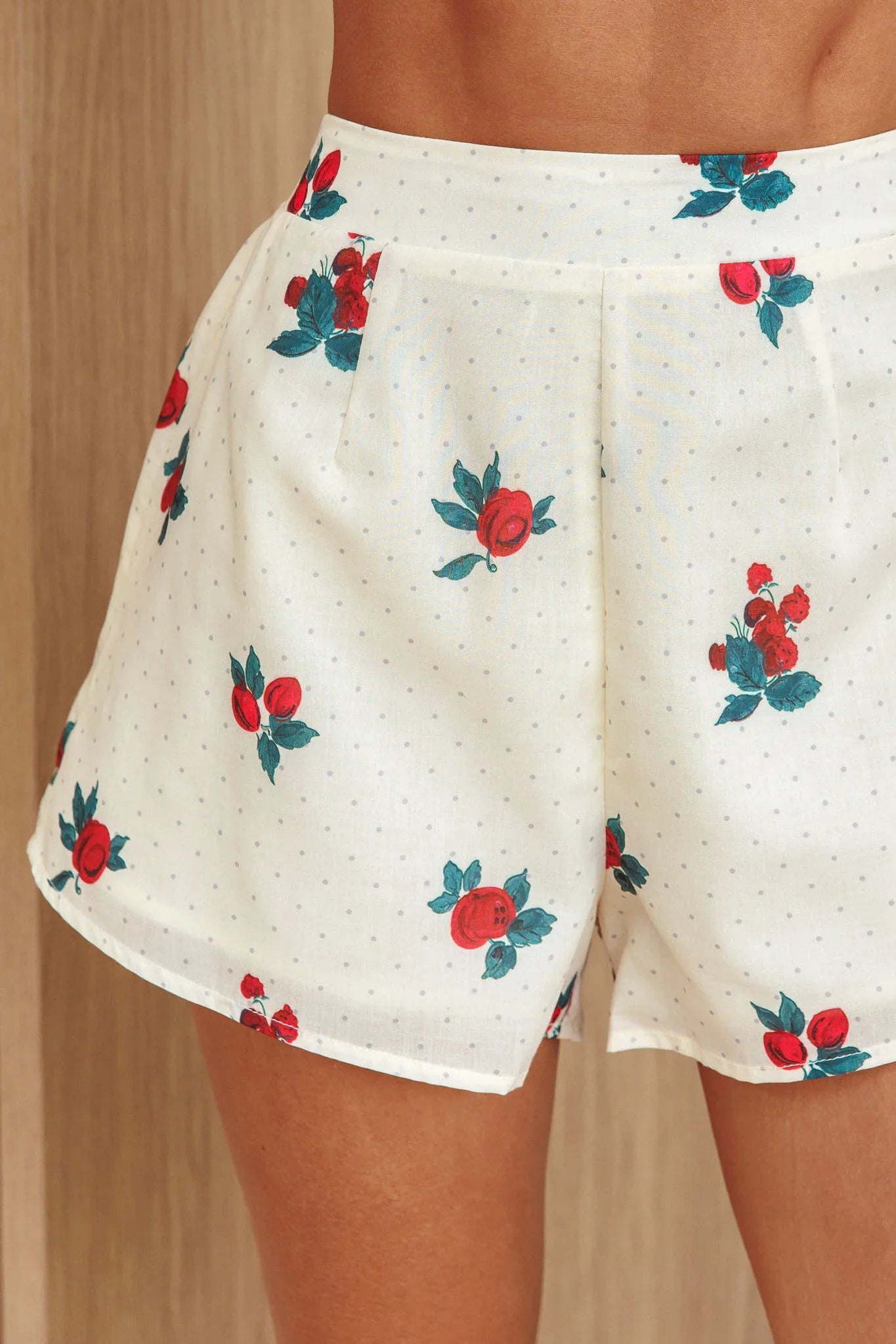 Peach Orchard Elasticated Shorts Floral Beige