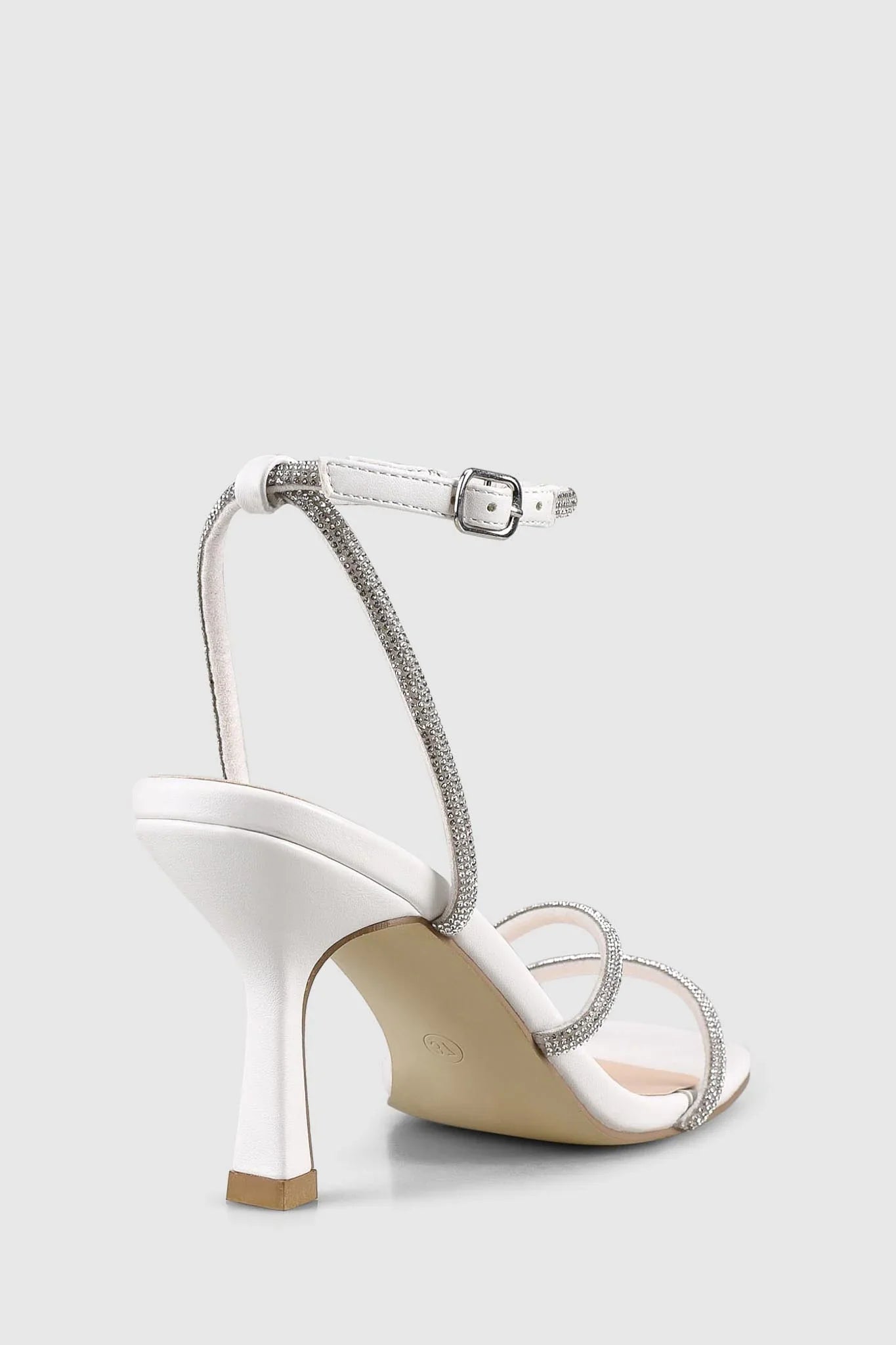 VERALi Pepper Strappy Sandals Chalk