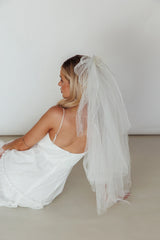 Isa Glitter & Pearl Veil White