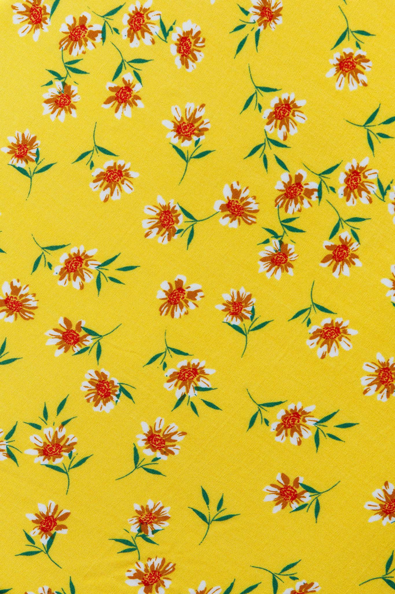 Sundaze Square Scarf Flowers Yellow